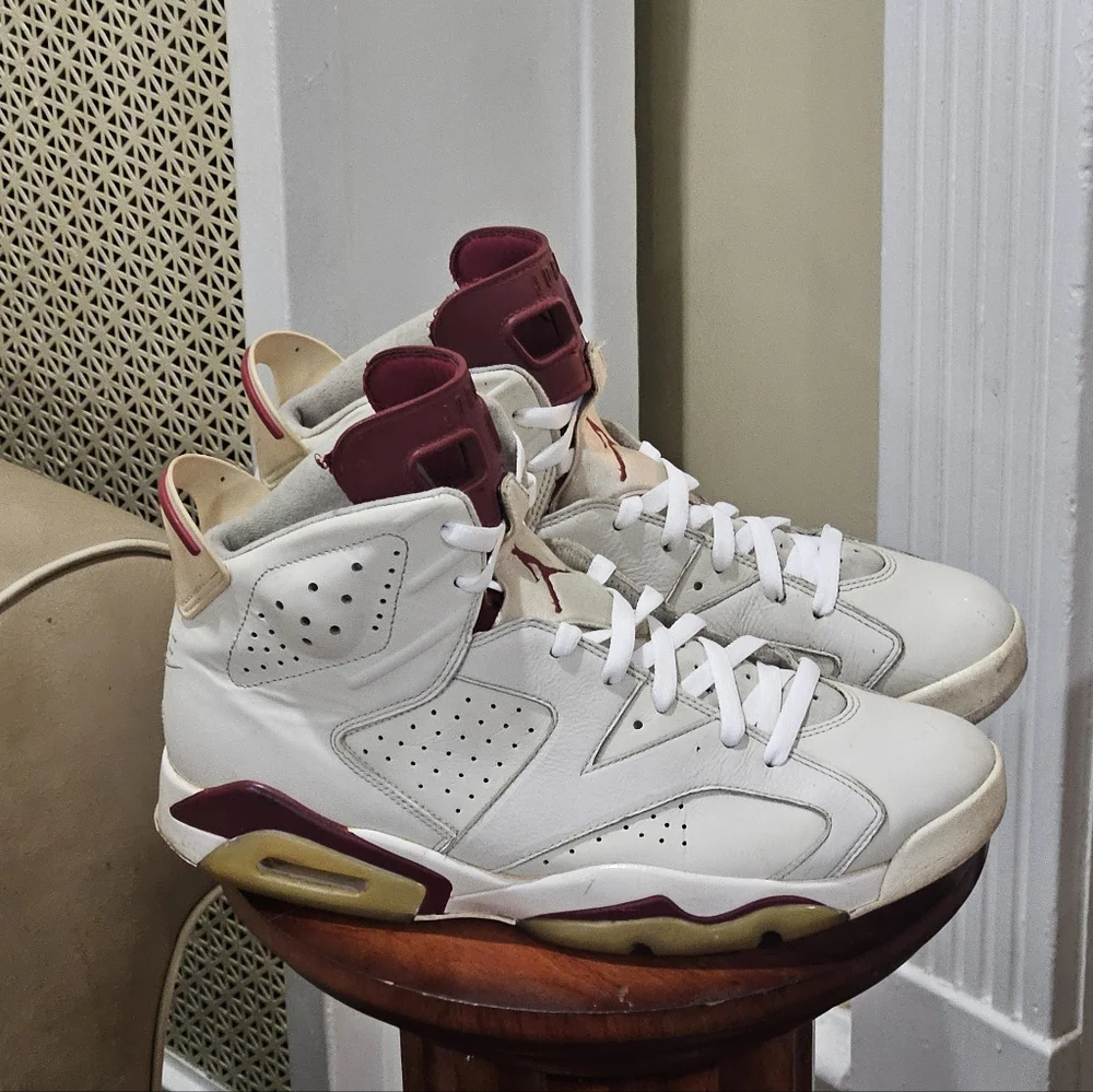 Jordan 6s - Picture 2 of 6